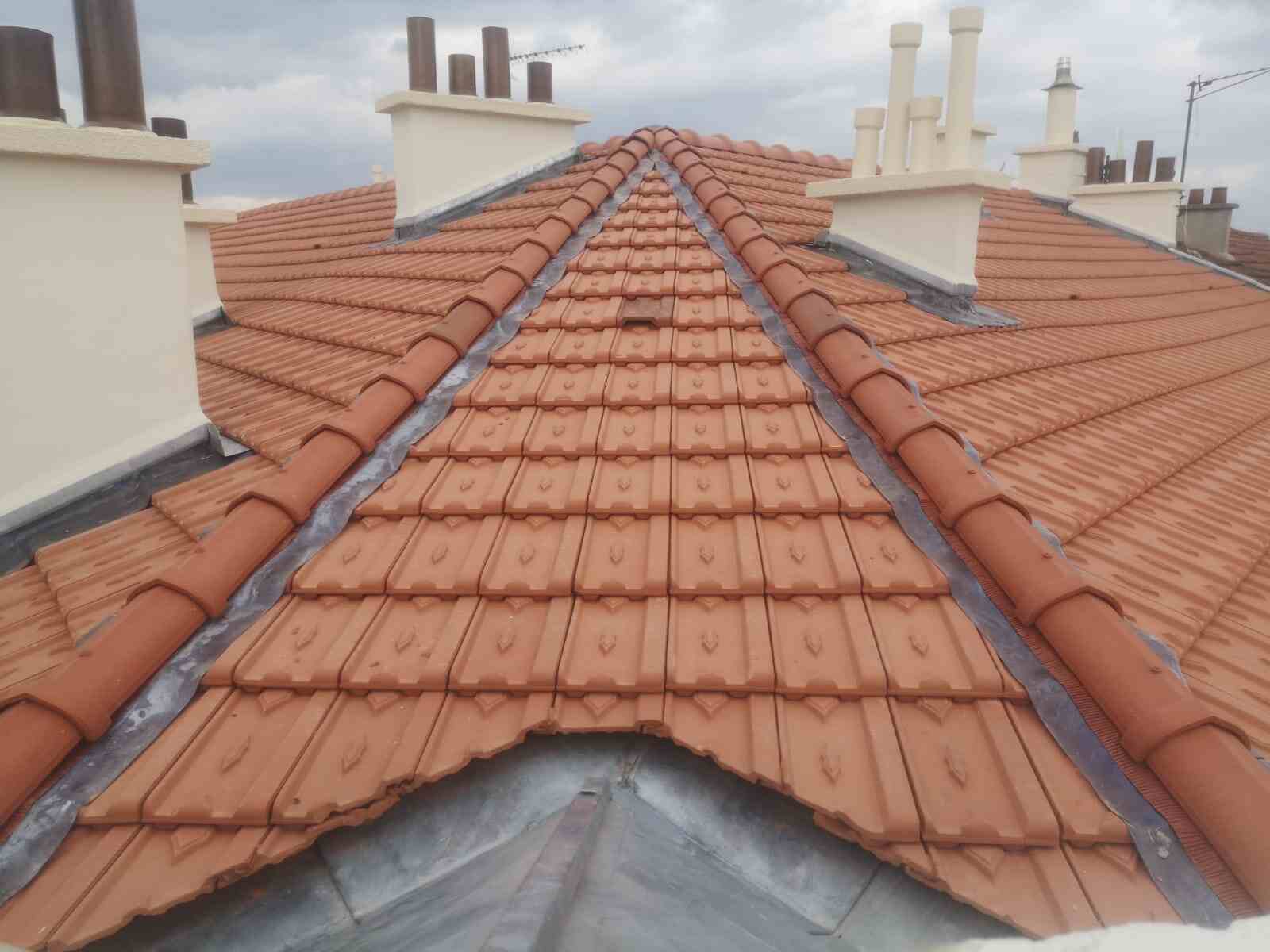 Rénovation de Toiture à Paris – Travaux &amp; Rénovation Complète